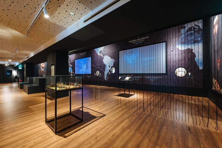 Exposition sur le premier tour du monde